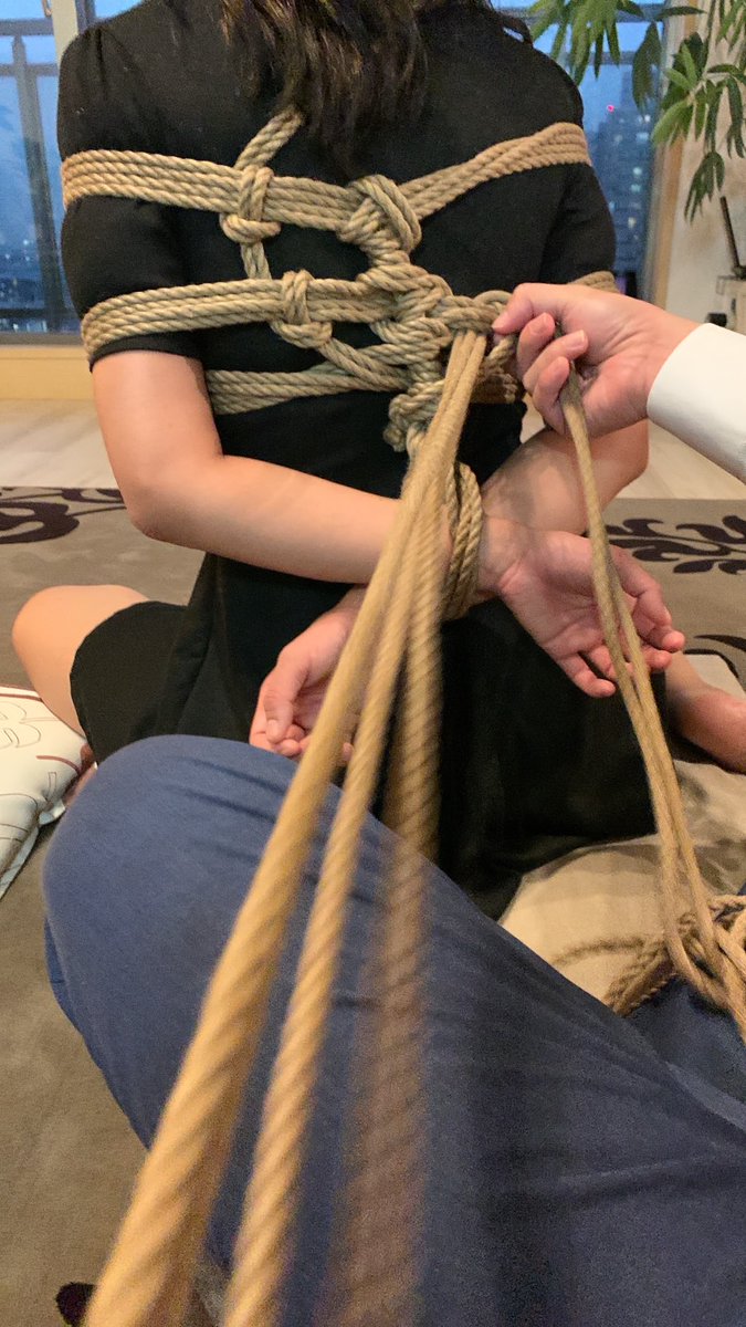 タワマン縄会を開催しました。