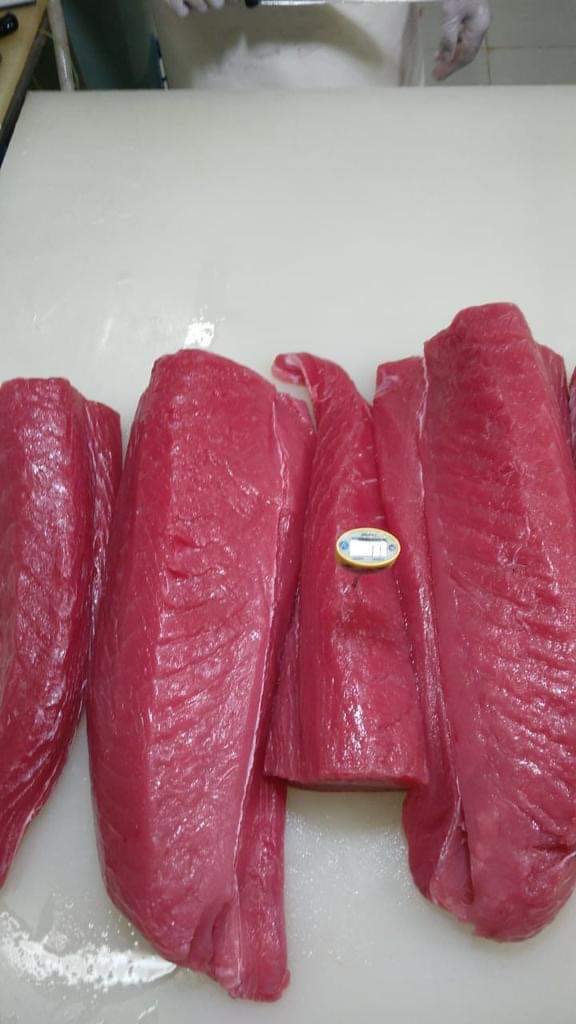 FinallyFish's tweet image. Delicious #Yellowfin #TunaLoins.

 #FreshFish #WholesaleFish #FishExporter #Seafood #TunaSashimi #Fishing #SeaFoodLover #SeafoodBusiness #TunaExporter #FishExporter #Sushi #SashimiLovers #SushiLovers