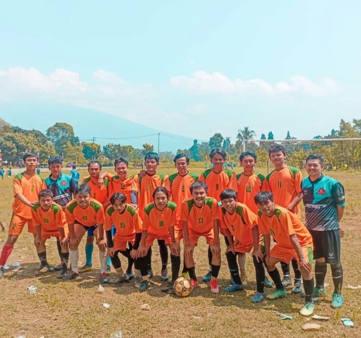 🔺LM16🔺 tweet media