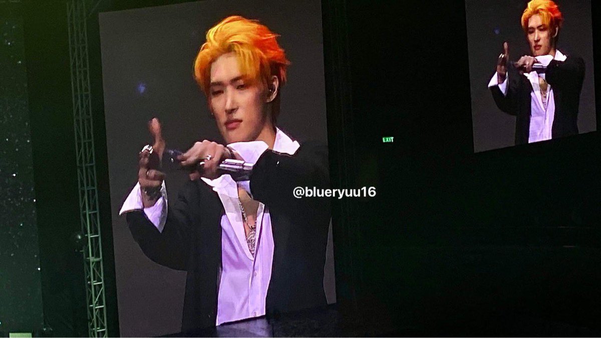 blueryuu16's tweet photo. ATEEZ fan photos thread ~
— (view from Araneta’s gen ad section)
#ATEEZPRESENTinMNL #ATEEZinManila #KpopMasterzinManila2022 #KPOPMASTERZ2 https://t.co/VJJ6KxCdb4