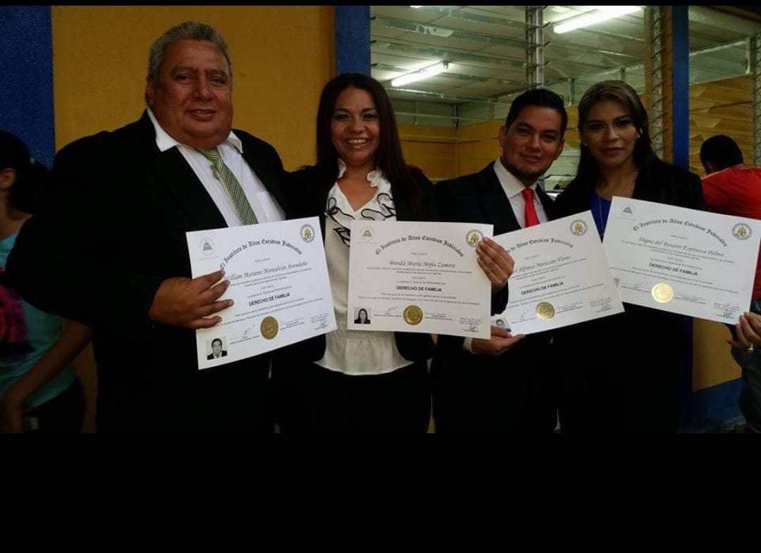 caltinoco5's tweet photo. @YaderMorazan Sea huevon y no lo borre, acordate las cosas como son aprovechas oportunista la farandula, para buscar huesitos cokonse te dio apoyo y formacion, se te olvida ahora que le dieron cafecito a @CNNEE no seras tonto util aqui nuestros recuerdos! Tanto hablas del #PoderJudicial https://t.co/HVw7xfEx4K