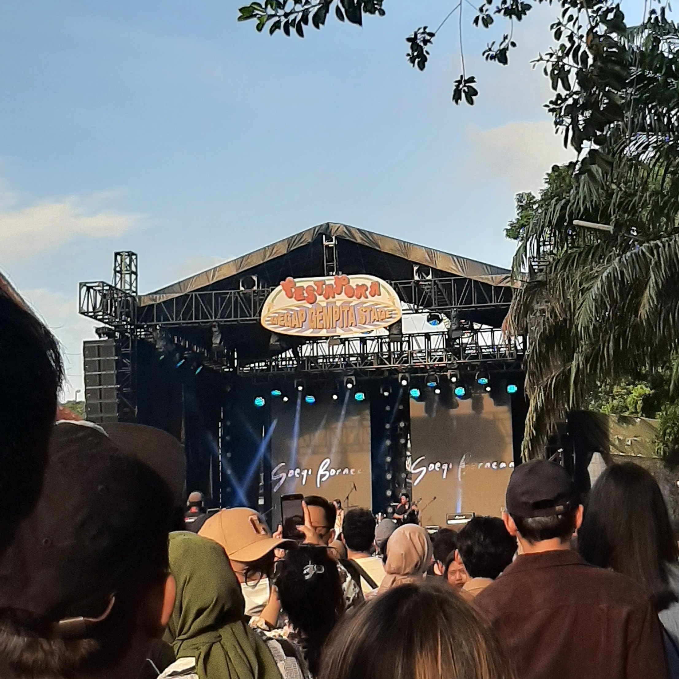 Fdd98BIacAEsxvb?format=jpg&name=4096x409