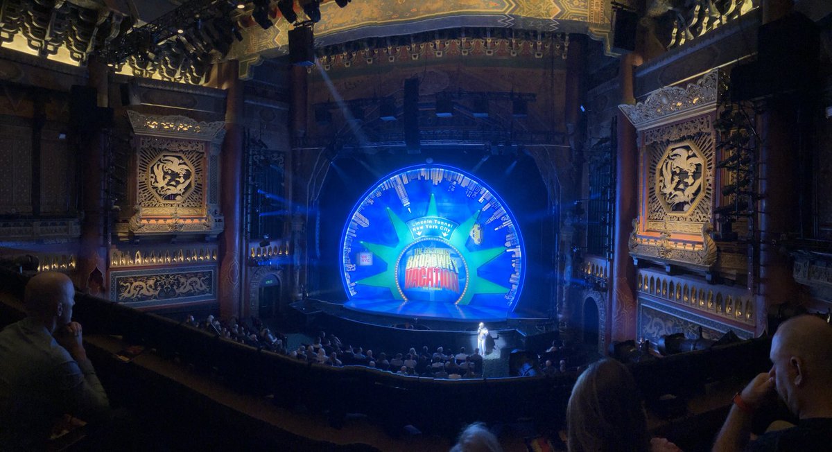 chriscurrie's tweet photo. Always a great time at this amazing theatre. https://t.co/EVu5np0UIF