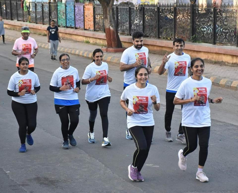 kamlesh_mirani's tweet image. આજરોજ રાજકોટ શહેર યુવા ભાજપ દ્વારા #RunForDevelopment મેરેથોન યોજાય હતી.