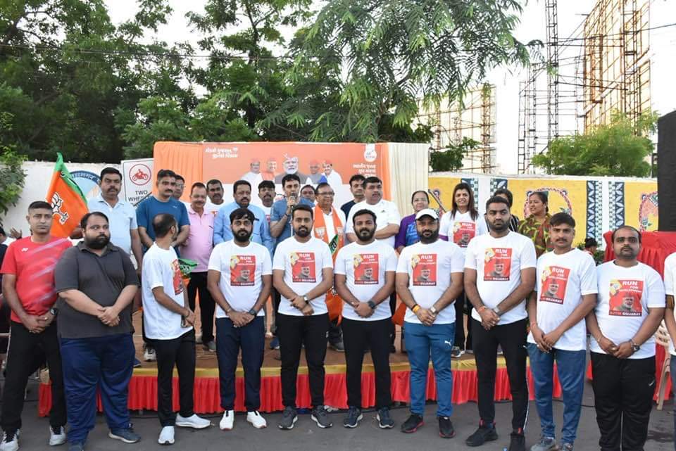 kamlesh_mirani's tweet image. આજરોજ રાજકોટ શહેર યુવા ભાજપ દ્વારા #RunForDevelopment મેરેથોન યોજાય હતી.