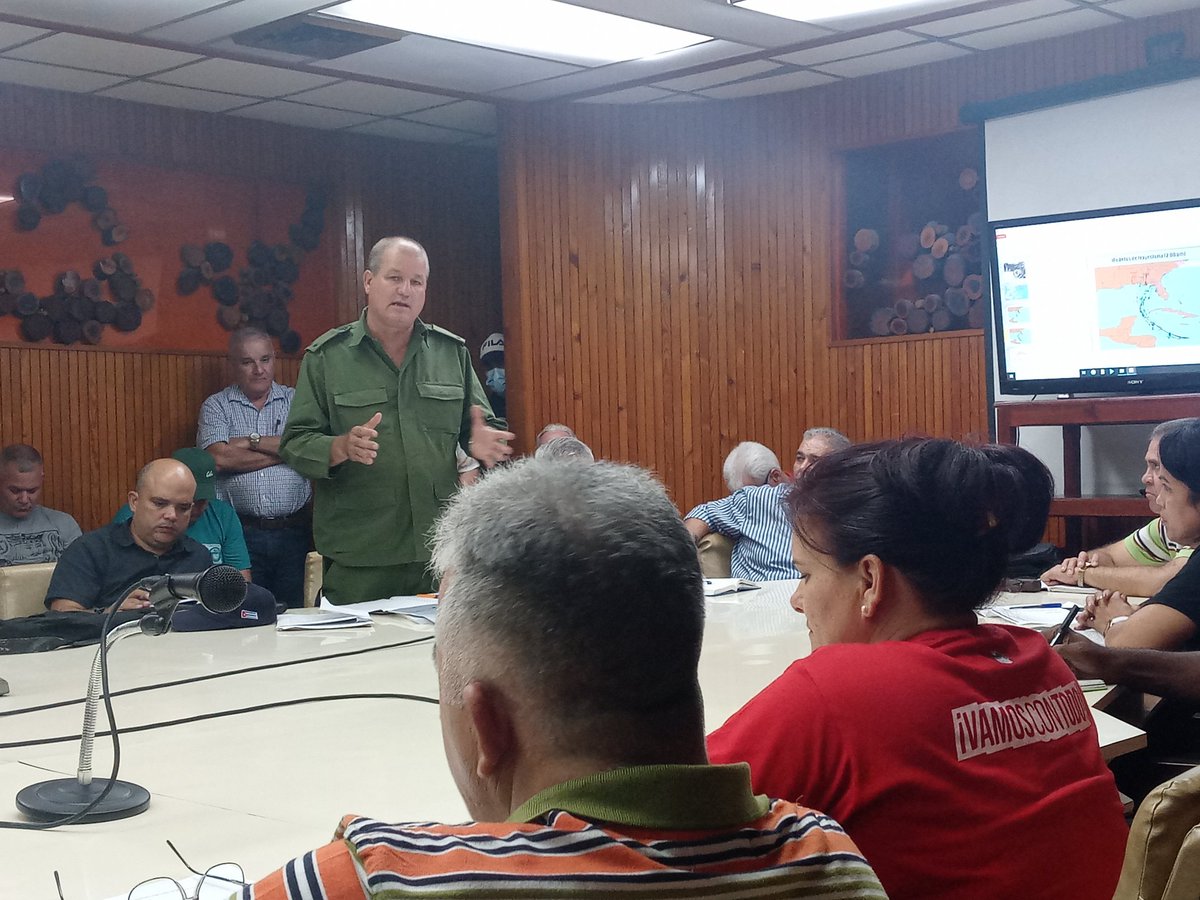evecdACN_Cuba's tweet photo. #PinardelRío se prepara para el paso de la ahora tormenta tropical Ian
👉Se precisan medidas para evitar pérdidas de vidas y proteger recursos de la economía 
👉Brigadas médicas quirúrgicas listas para partir a sitios de difícil acceso o que se incomunican #ACNreporta @ACN_Cuba https://t.co/xOSmHL767y