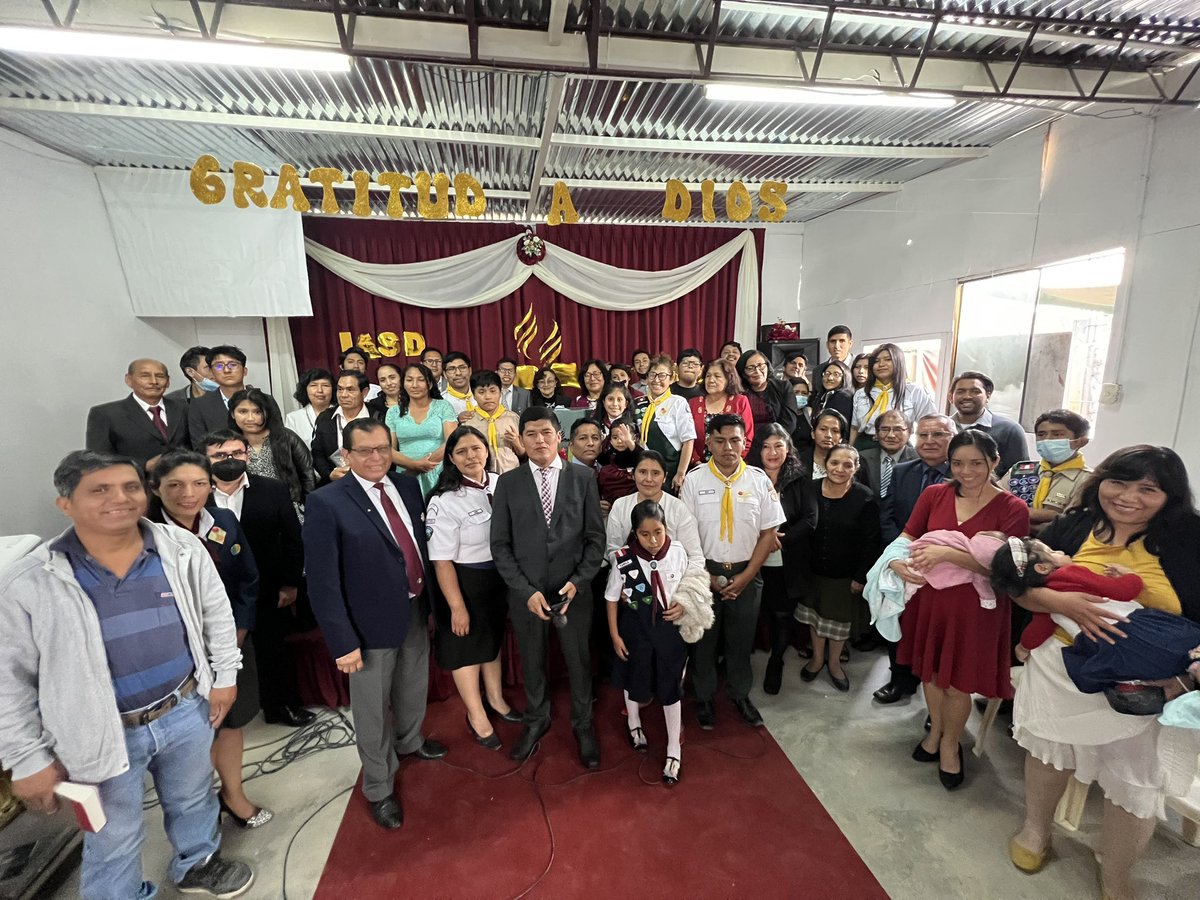 AdventistasAPCE's tweet photo. Damos gracias a Dios porque hoy se inaugura la iglesia Villa la Era del #DMElInti para su gloria y honra, personas entregadas a la causa de llevar el evangelio a todo aquel que le rodea. #PlantiodeiglesiasAPCE #RID https://t.co/uq3Gn5NlGo