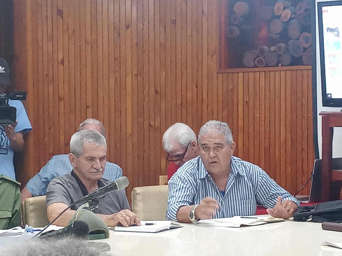 evecdACN_Cuba's tweet photo. #PinardelRío se prepara para el paso de la ahora tormenta tropical Ian
👉Se precisan medidas para evitar pérdidas de vidas y proteger recursos de la economía 
👉Brigadas médicas quirúrgicas listas para partir a sitios de difícil acceso o que se incomunican #ACNreporta @ACN_Cuba https://t.co/xOSmHL767y