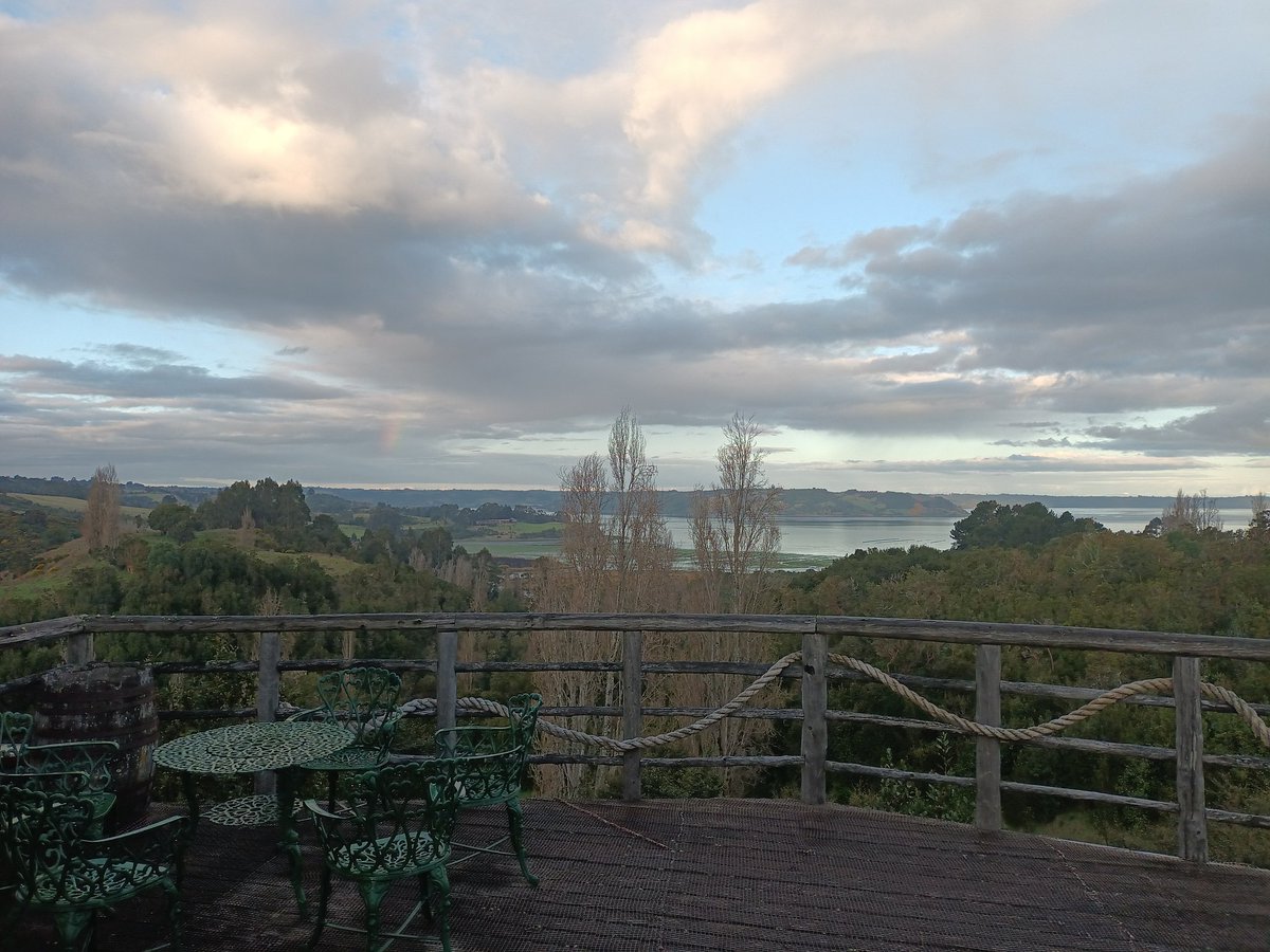 CrismanNews's tweet photo. Hotel Quilquico, península de Rilan, Chiloe. https://t.co/qhSMz4Pq54