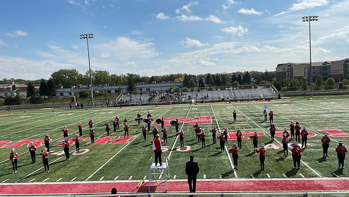 MrAHammerman's tweet photo. Our turn for halftime with the #SpotifyWrapUp
Incredibly proud of how the students performed on the field and in the stands today. Great way to spend a Saturday! #622Proud #BecauseMusic #SelfieWithTheBand #Support622Arts #MusicInTheOutdoors https://t.co/PykwmDfAE8
