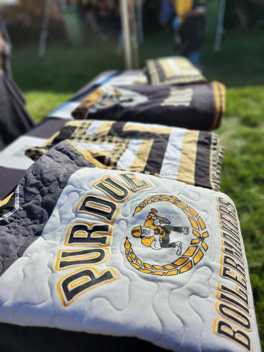 📣 Happy #PurdueHomecoming! We had a great day welcoming back our @purduehhs alumni &amp; friends. Thanks to our Alumni Board for the delicious chili tailgate, <a href="/HKPurdue/">Purdue H & K</a> for the fun obstacle course &amp; to all who bid on the Student Council silent auction benefitting HHS scholarships.