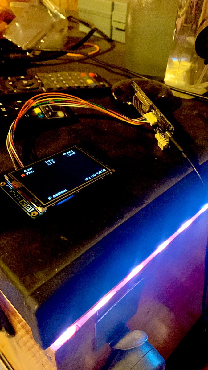 manuR79124571's tweet photo. Al fin lo hice!!! Gracias @DHomebrewers #tiltbridge funcionando. Ahora me queda imprimir los archivos de la carcaza para meter todo el Frankenstein en una cajita ordenada https://t.co/y9ltF7BnTp