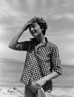 literlandweb1's tweet photo. "Deseo tanto que respeten mi libertad que soy incapaz de no respetar a la de los demás”.
Françoise Sagan https://t.co/fgQJTME31B