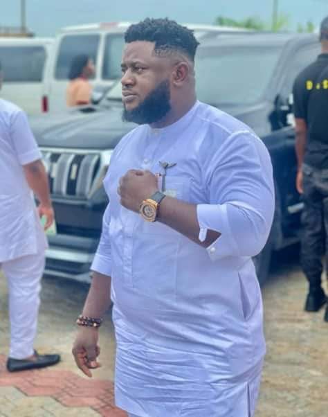 7 Things To Know About Millionaire Kidnapper, John Lyon a.k.a IK- Kpai-kpai Arrested In Abuja.

1. Born on 22 Dec 1986.

2. He was a former staff of Sterling bank.

3. He uses the name Lyon interior hub as a cover up for his many kidnapping activities.