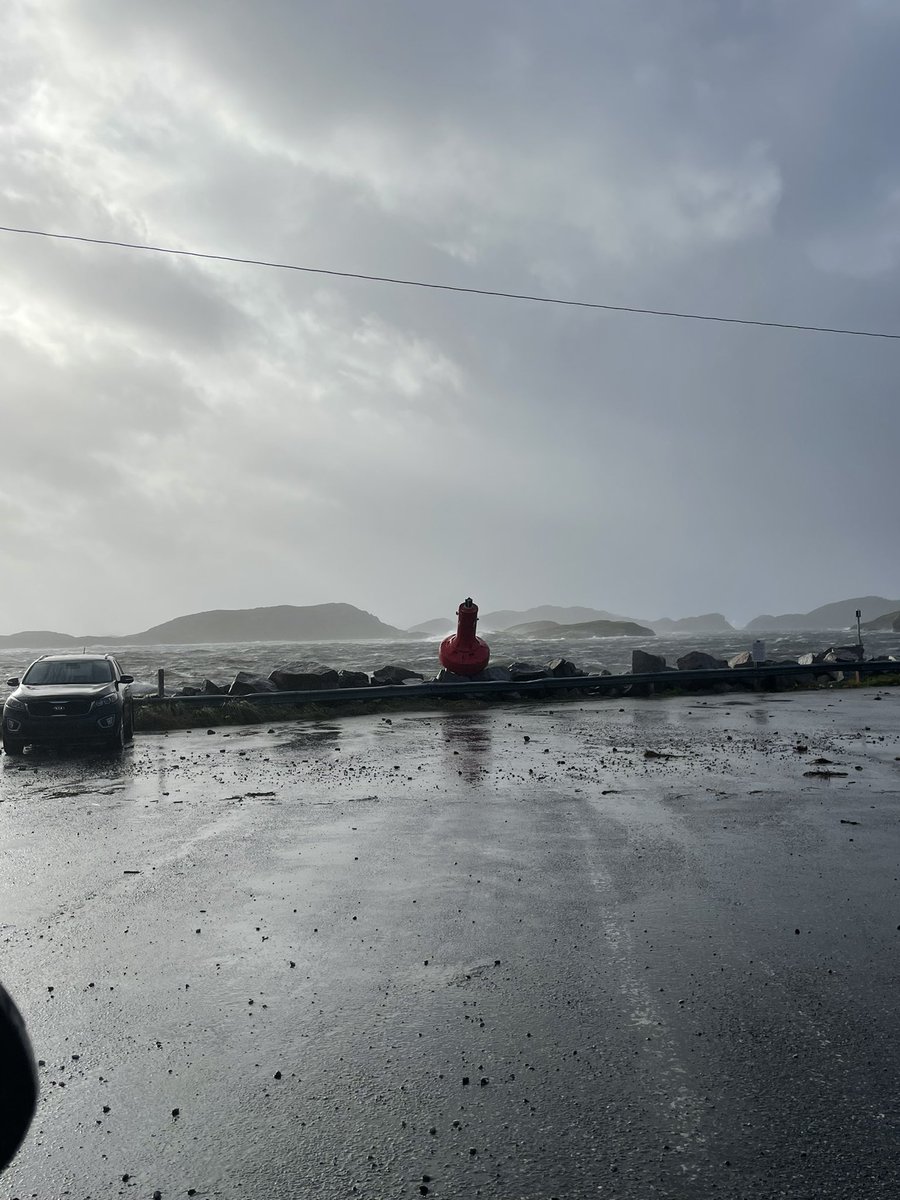 valene_roach's tweet image. Fiona packs a punch in Burgeo, NL. @EddieSheerr #FIONA2022 @NTVNewsNL @CBCNL