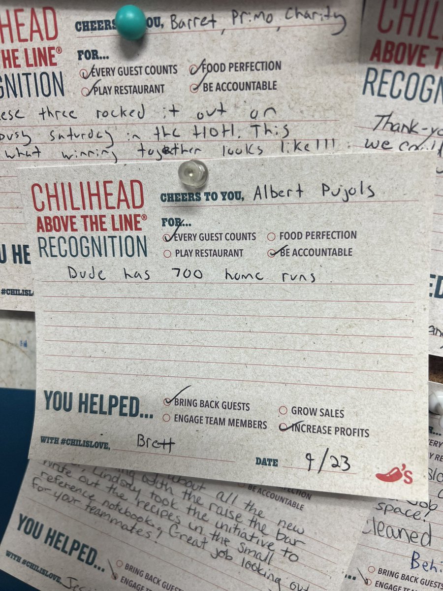 ChilisBrett16's tweet photo. Big shout to @PujolsFive on another milestone! Chili’s is on the house on your next visit! #chilislove #HoldingItDownInFTown https://t.co/WdPSah7rVE