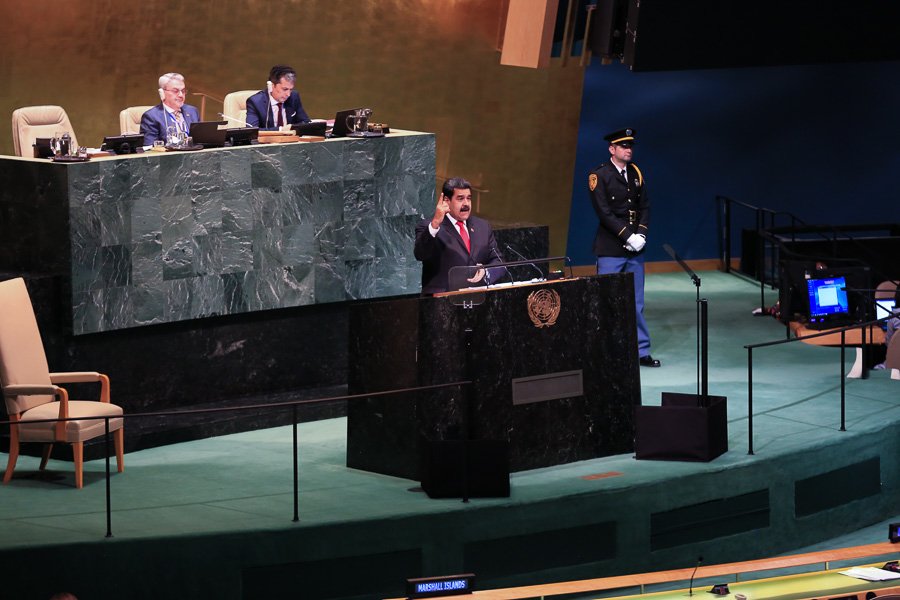 RedRadioVe's tweet photo. #ÚLTIMAHORA | El Presidente @NicolasMaduro denuncia ante la #UNGA77 el secuestro de más de 31 toneladas de reservas de oro venezolano depositado en el Banco de Inglaterra, calculadas en mil trescientos millones de dólares. https://t.co/4XBWxoOG4X