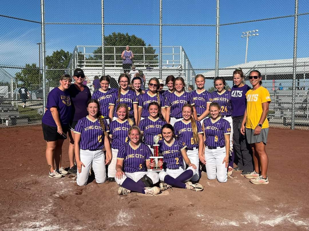 ThomasMedsker's tweet photo. @KCHSWildkatSB wins the North Andrew softball tournament. Beating Northeast Nodaway 2-1 in the semifinal and Albany 6-1 in the finals. @GrandRiverConf https://t.co/6J5svXik8s