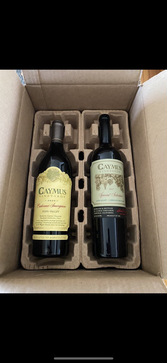 IrishDave66's tweet photo. @jules_mahon @caymuscab @MichaelsCoDub An amazing wine, for these couple of bottles in Napa. https://t.co/MTdQ8qslwX