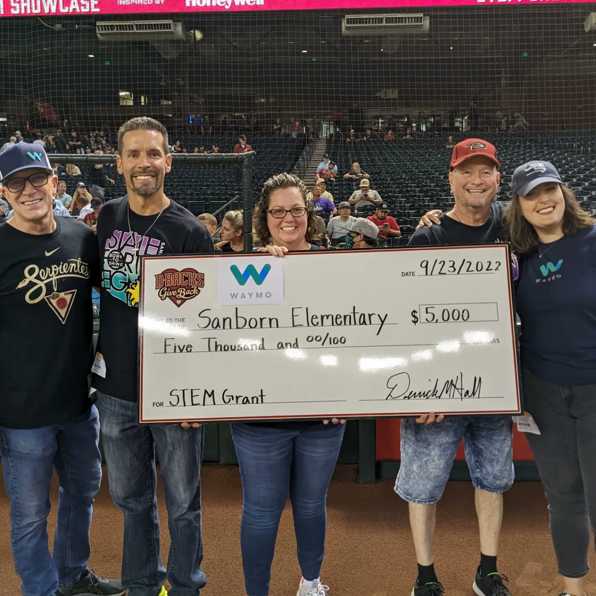 A big thanks to Waymo and the Dbacks for the $5,000 STEM grant for laptops! We are so grateful for your generosity! <a href="/DbacksGiveBack/">D-backs Give Back</a> <a href="/Waymo/">Waymo</a> <a href="/CusdEd/">CommunityEdCUSD</a> <a href="/ChandlerUnified/">Chandler Unified School District</a>