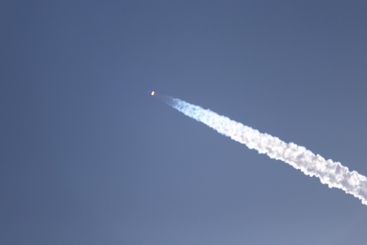 Telephoto view of launch. The best that I got. #NROL91