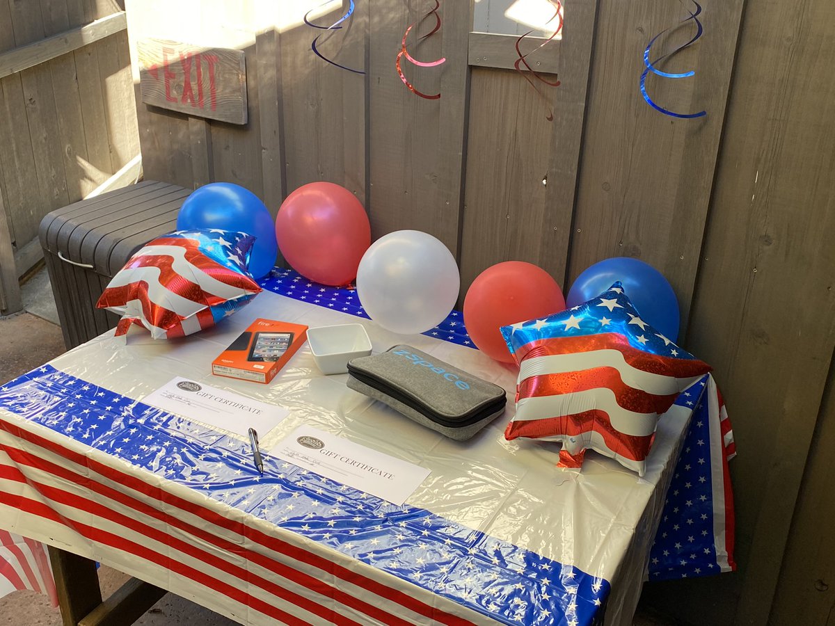 NorthStateCUE's tweet image. The learning continues. #TechFlight #happyhour #extendedlearning