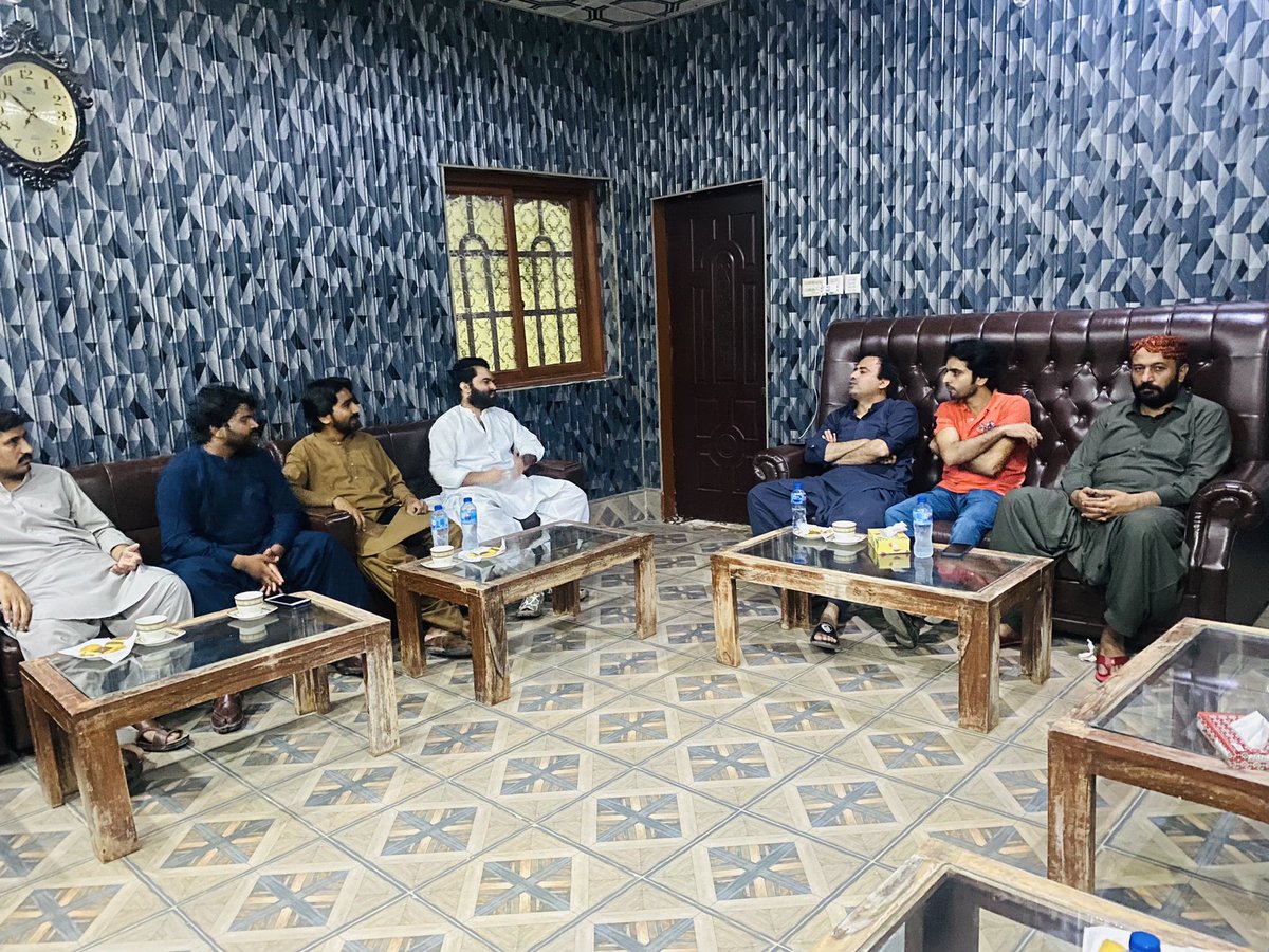 MianMujeebPSF's tweet photo. Consoled with Coordinator to Chairman #PPP @BBhuttoZardari Chachu @MirSohrab on the sad demise of his mother.
May Allah rest her soul in eternal peace and give strength to her family to bear this intolerable loss. https://t.co/DJb6Z0r7qm
