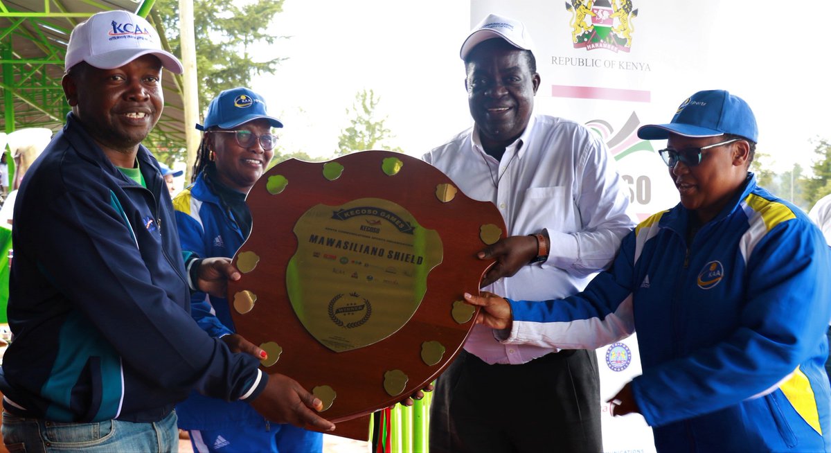 KECOSOGames's tweet photo. @CAA_Kenya  win 🏆 this year's Mawasiliano Shield Trophy as the curtains fall on #KECOSO2022 games in Kericho County.

#KECOSO
#KECOSOGAMES
#KECOSO2022 https://t.co/XZK4Ga1DVl