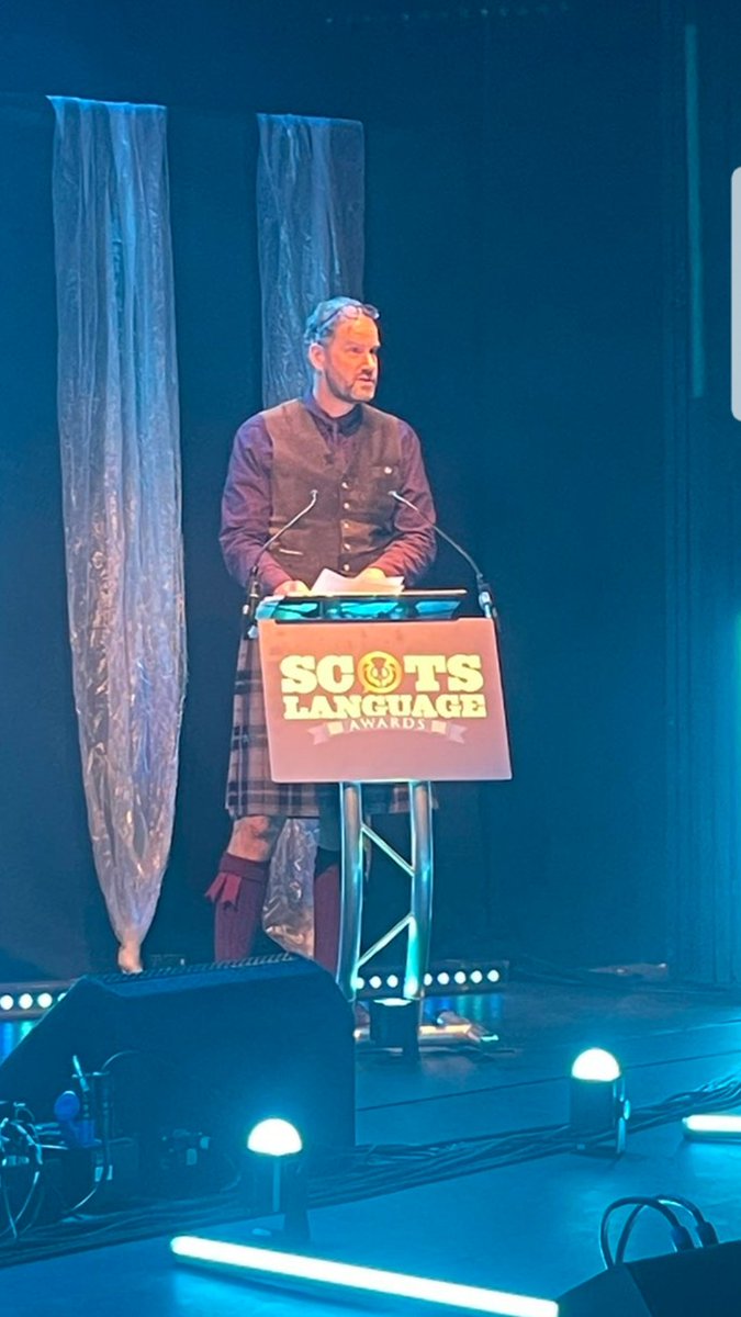 "Scots is pairt o the watergaw o leids an wyes o bein aroon the Warl. The mair languages ye spik, the mair pathies tae the hearts o ithers."