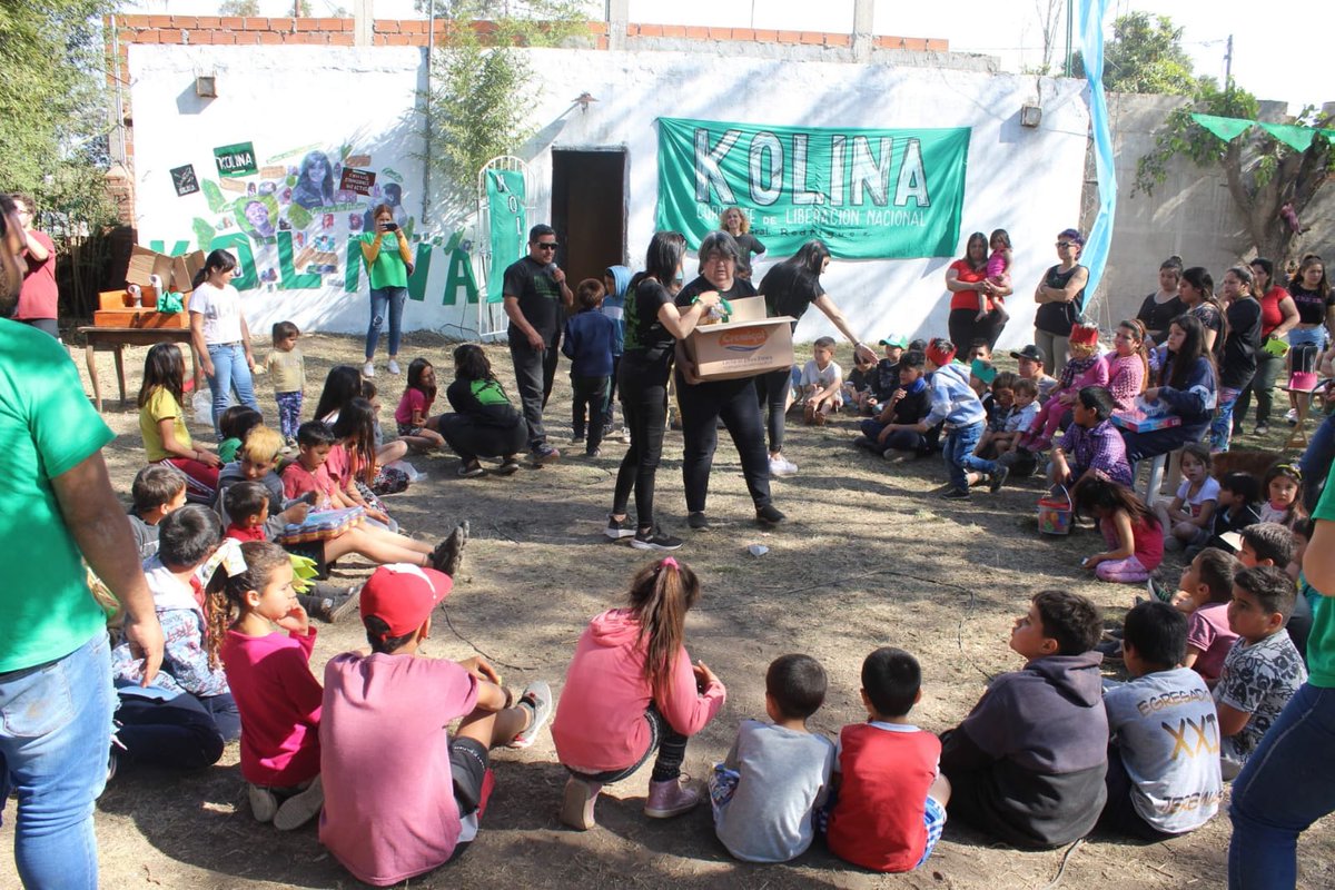 Rekreando_Echev's tweet photo. #todxsconcristina #EnDefensaDeLaDemocracia
Jornada recreativa con los compañeros de Gral.Rodriguez .
Demostración de boxeo, batucada, juegos antiodio, para que no nos roben la alegría !!!
@KolinaNacional @KolinaBsAs https://t.co/fwPPOBJY6B