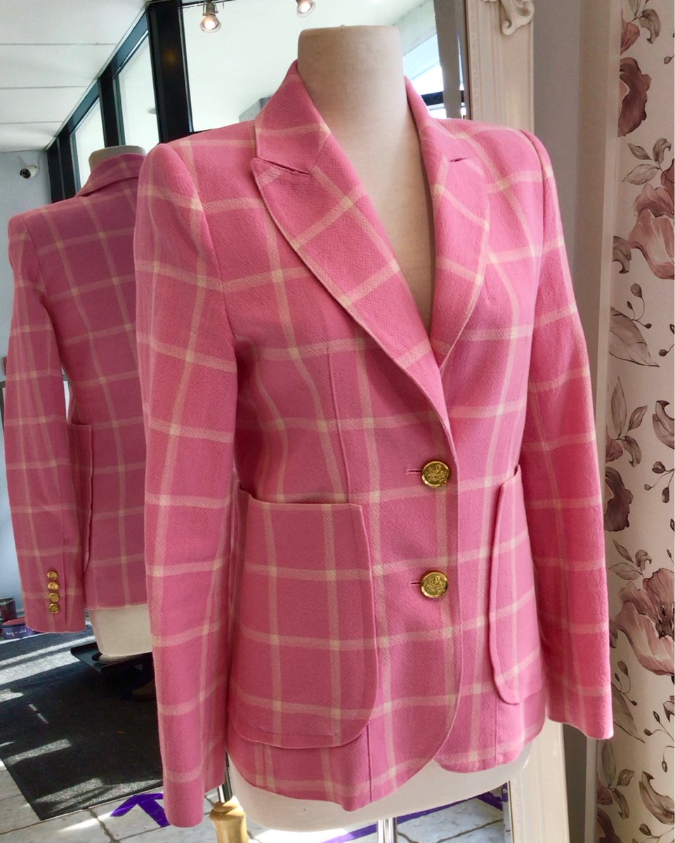 byconsignment1's tweet photo. Smythe Jacket - Size 8 - $299

#smythe #shopoakville #shopaholic #styleaddict #styleforless #lookgreatforless #luxuryconsignment #luxuryforless #luxurylabels #designerbrands #designerconsignment #designerlabels https://t.co/iCvjrUzcxU
