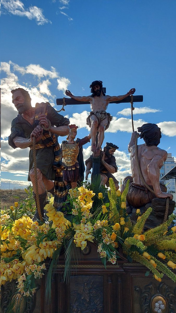 Gran puja con la Exaltación de <a href="/jhsleon/">Cofradía del Dulce Nombre de Jesús Nazareno</a> con el acompañamiento de <a href="/ccyttjhsleon/">cc y tt jhsleon</a> en la Procesión del <a href="/33encuentroleon/">33 Encuentro Nacional de Cofradías León 2022</a>  

#SomosNazarenos