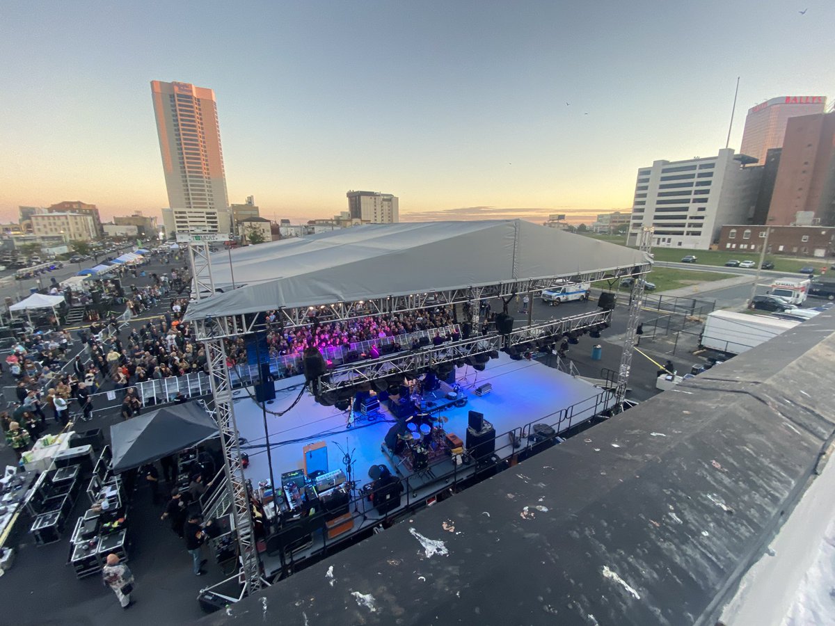 Sunsets and Rocket From The Crypt