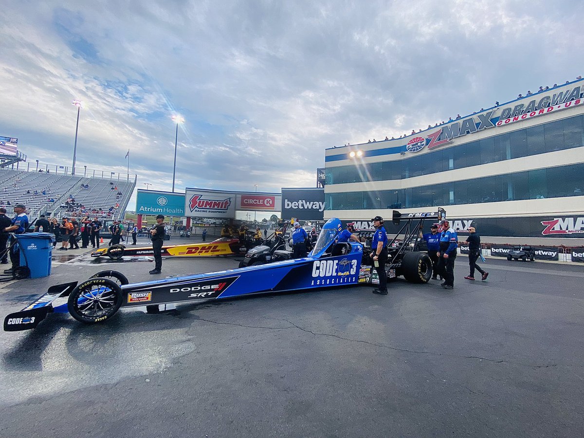 TSRnitro's tweet image. .@LeahPruett_TF ran a 3.754 ET at 325.92 mph in Q3. She’s your No. 13 qualifier at the #CarolinaNats and will face Mike Salinas in Round 1 tomorrow. 
#TSRnitro | @NHRA | @code3associates | @Dodge | @OfficialMOPAR