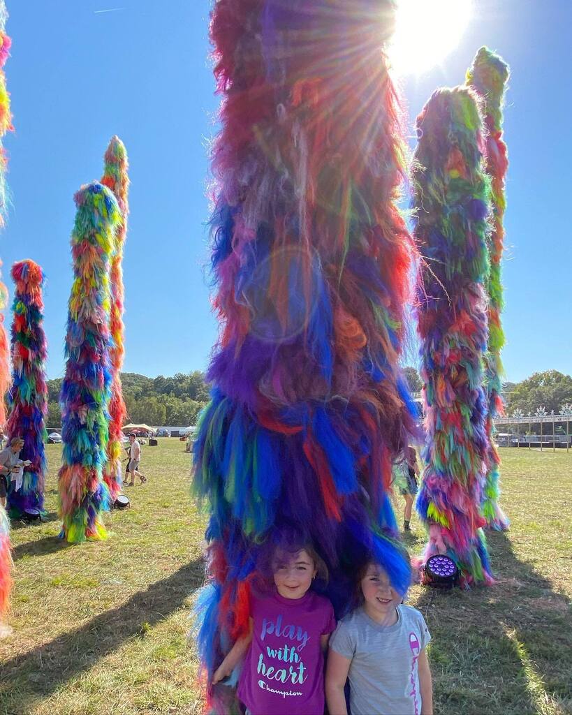 MattEarley's tweet photo. FORMAT Festival Day 1: Ariana and Noelle’s first music festival, and it’s in their hometown of Bentonville, Arkansas! 

#formatfestival #art #music https://t.co/c02K9ZN1LC https://t.co/s8KYcGnzNX