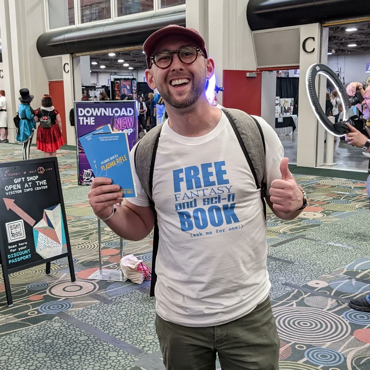 itsaaronnhall's tweet photo. #FanXSaltLake mini photo dump! Thanks for an amazing year! 🔥 https://t.co/dDgFjX7q5M
