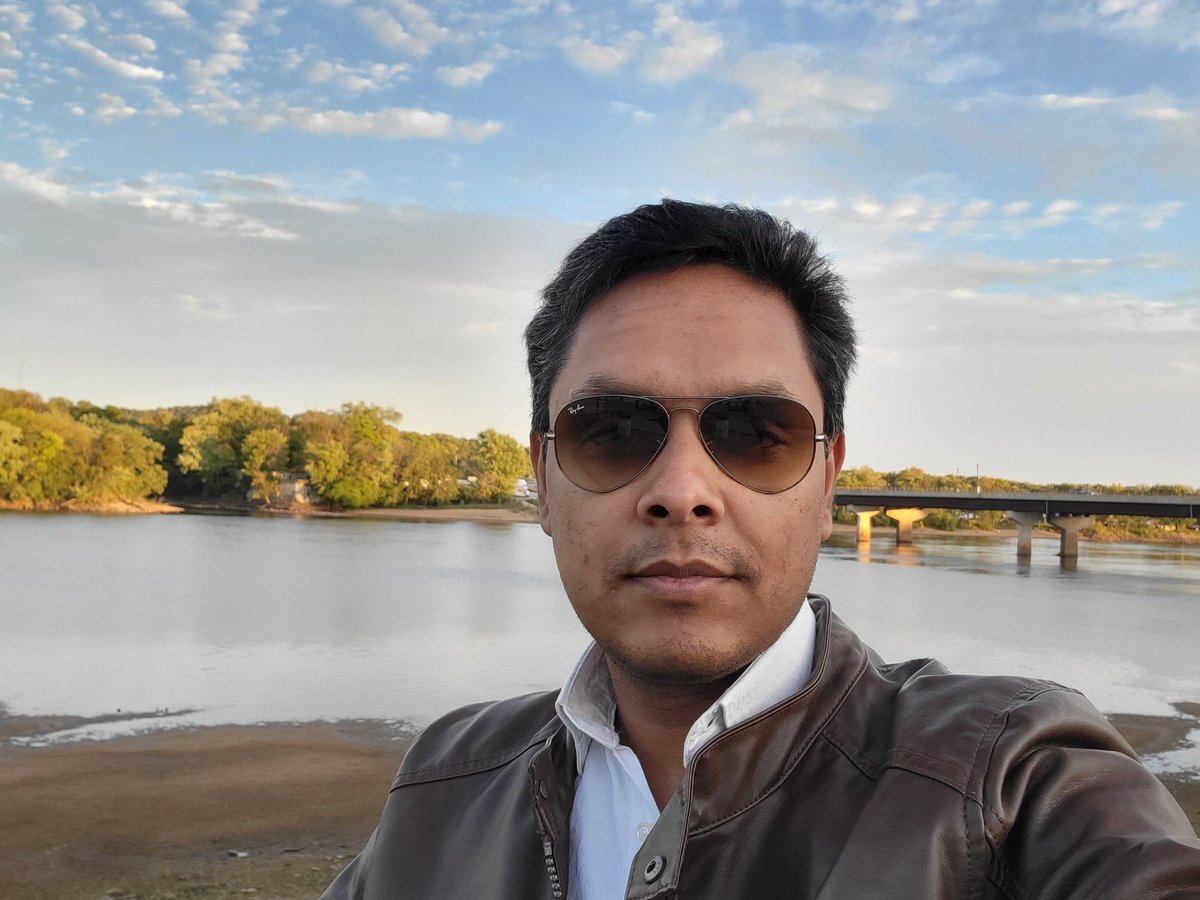 TawsifAnam's tweet photo. Beautiful Wisconsin River. Sauk City, WI.
#DiscoverWisconsin #WisconsinRiver #SaukCity #Wisconsin #naturephotography #travelphotography https://t.co/8LbvFn11cI