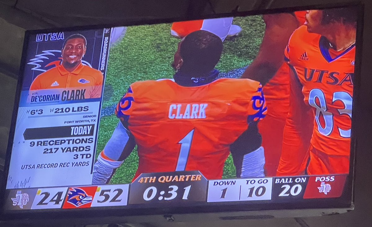 Same energy

#BirdsUp 🤙