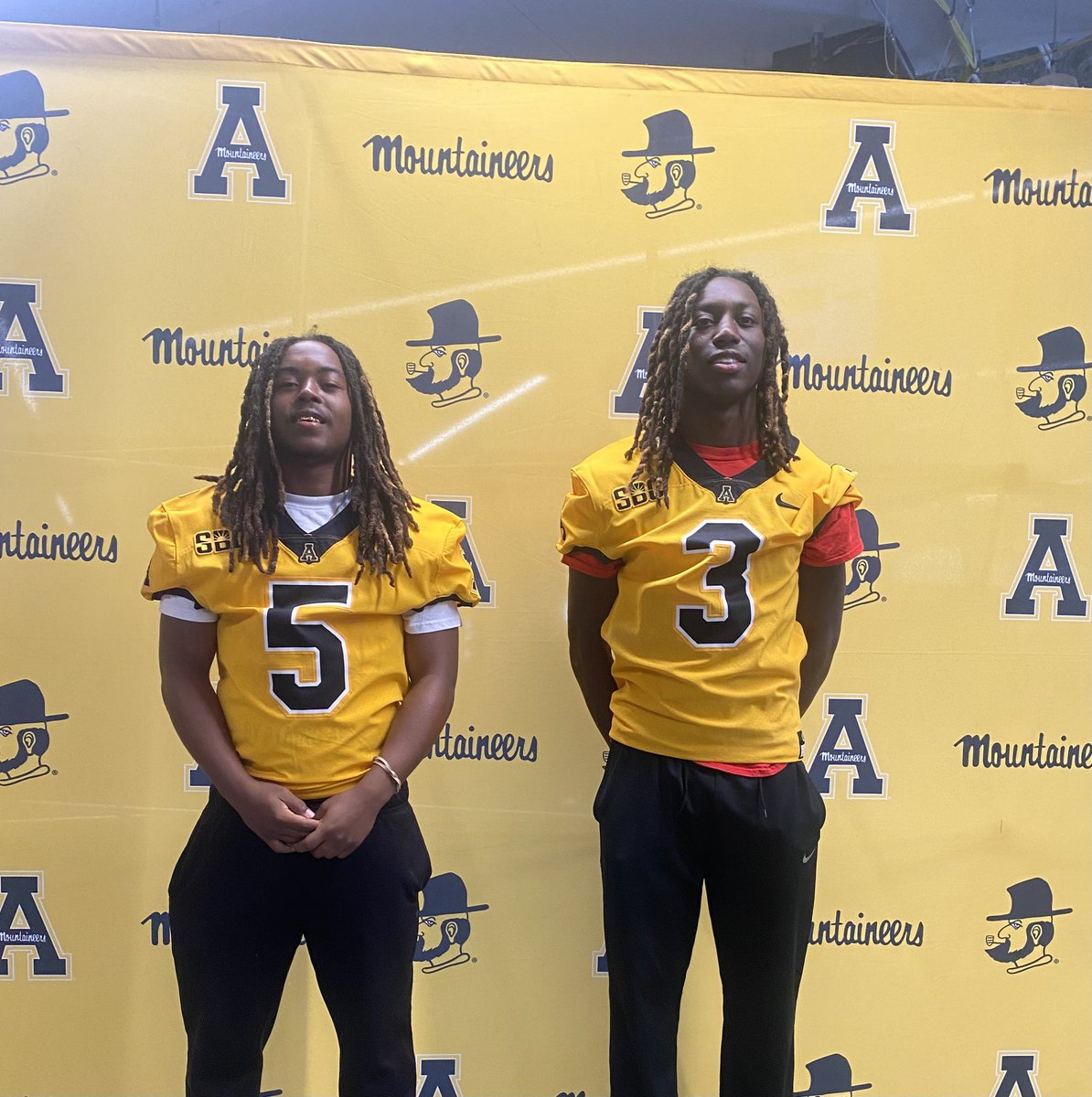 Zakhi “Khi” Mitchell tweet media