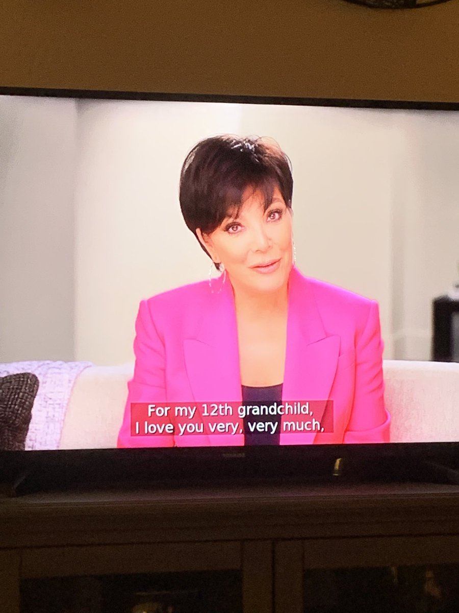 Claudacious513's tweet photo. @kardashianshulu Wait. Did @KrisJenner call Khloe’s new baby her 12th grandchild?  I thought it was her 11th? https://t.co/HZX3xKXbKi