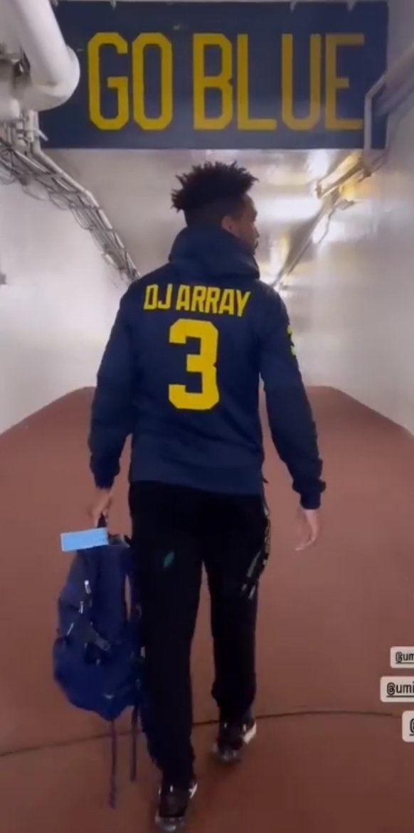 TheDjArray's tweet photo. Today was a good day!!!

As always #GoBlue
#arrayallday https://t.co/dAwipdxPRj