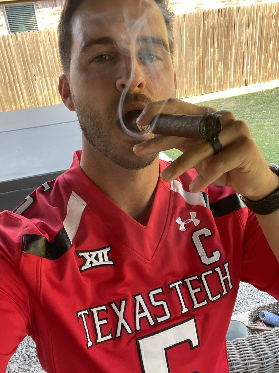 Texas, not back <a href="/kyleumlang/">Kyle Umlang</a> #WreckEm