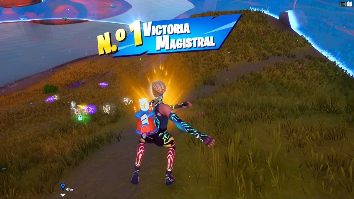 Theslayer360's tweet photo. Acabo de jugar Fortnite en la consola más antigua posible (PlayStation 4 del día 1) y vaya que buena experiencia fue a pesar de ser una consola de hace casi 9 años. 😱

Esperen el video que subiré a YT al respecto. 😎👍 https://t.co/1Ms4Bglgum