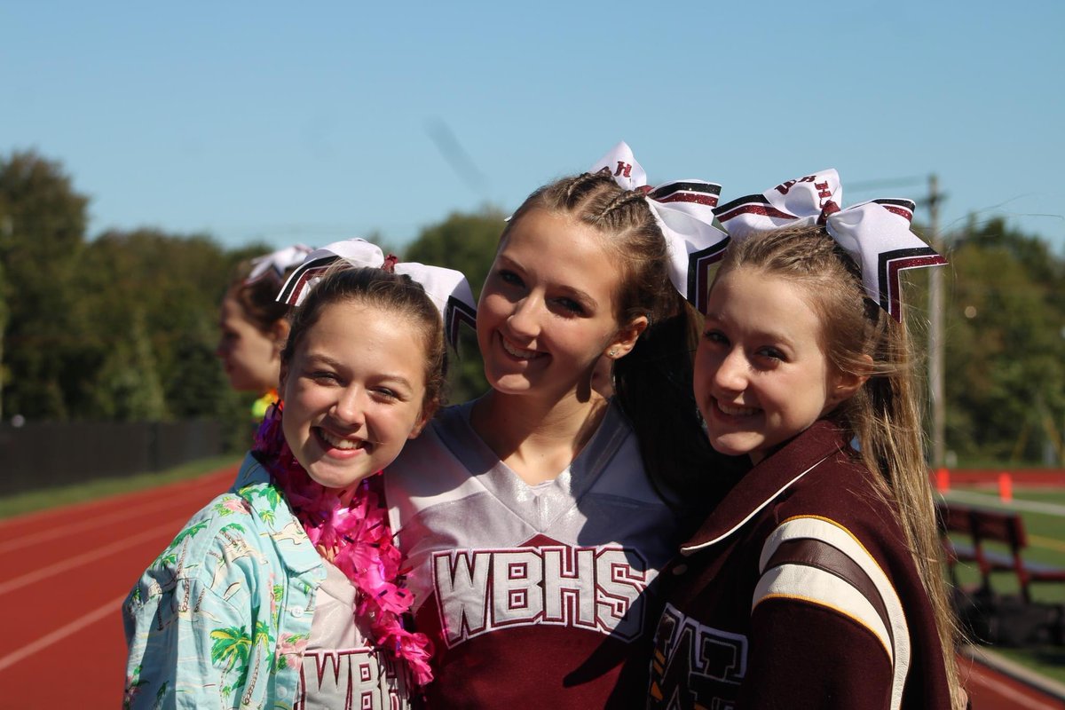 GridironWb's tweet photo. Thank you to the Wildcats Cheerleaders @cheer_wbhs @WBWildcatsFB https://t.co/uQA5QWBUI1