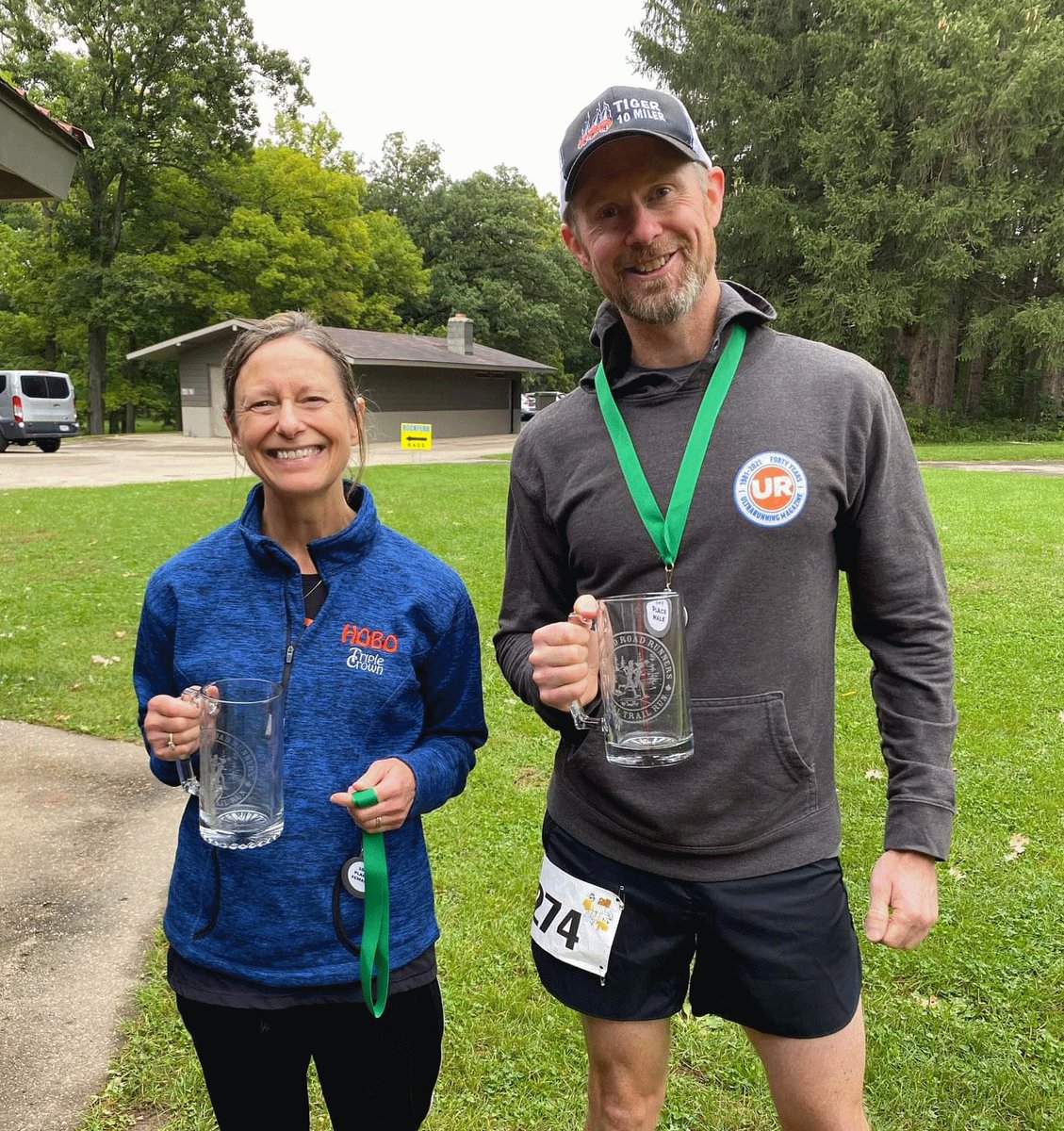 chrisremhof's tweet photo. Won the 32nd Annual Fall Trail Classic 4 Miler today.
#UltraRunningTeam #ultrarunningmag #trailrunning #running #trails #ultrarunning #ultramarathontraining #FindYourDirt #TrailAndUltra #marathon #marathontraining #Runner #RunningMotivation #RunningCommunity #strava https://t.co/e4PVRhl6Ak