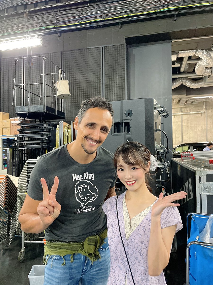 fairy370m's tweet photo. #OUMF 世界のスター💫
本当に価値観変わるくらい素敵なマジックを見せてくださいました。
それぞれの世界観が最高でした。思い出すだけで胸熱🥲
#KevinJames 
#MiguelMunoz
#HectorMancha

衣装で写真撮れなくて残念だったけど、ヘクターの私服がマックキングさんのTシャツで可愛い🥲💗 https://t.co/pIaBoCyKNF