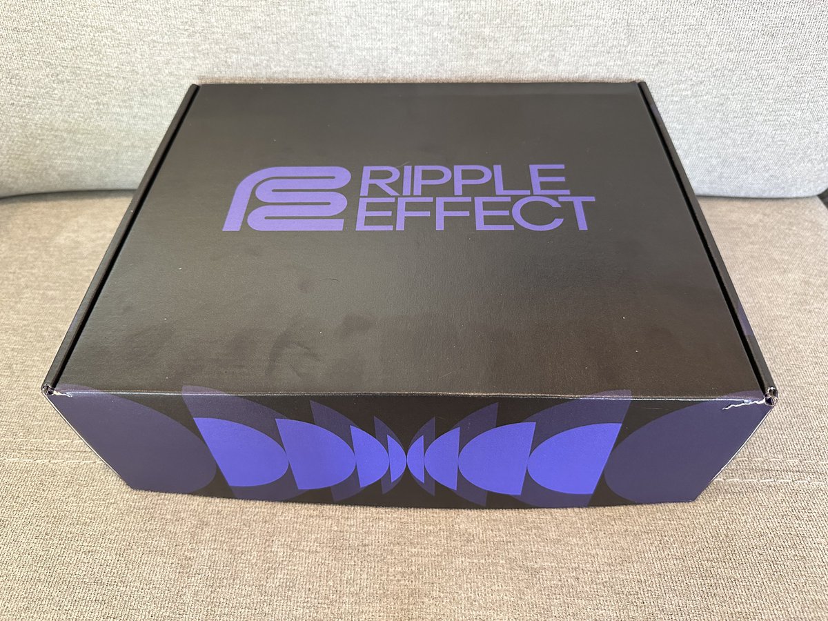 RobGzzzLA's tweet photo. Fresh Ripple Effect Studios swag drop this week to celebrate the office opening and our Housewarming party. Lots of cool stuff in this box! #rippleeffect #gamedev #videogameswag #battlefield https://t.co/p7xOs7KJvb