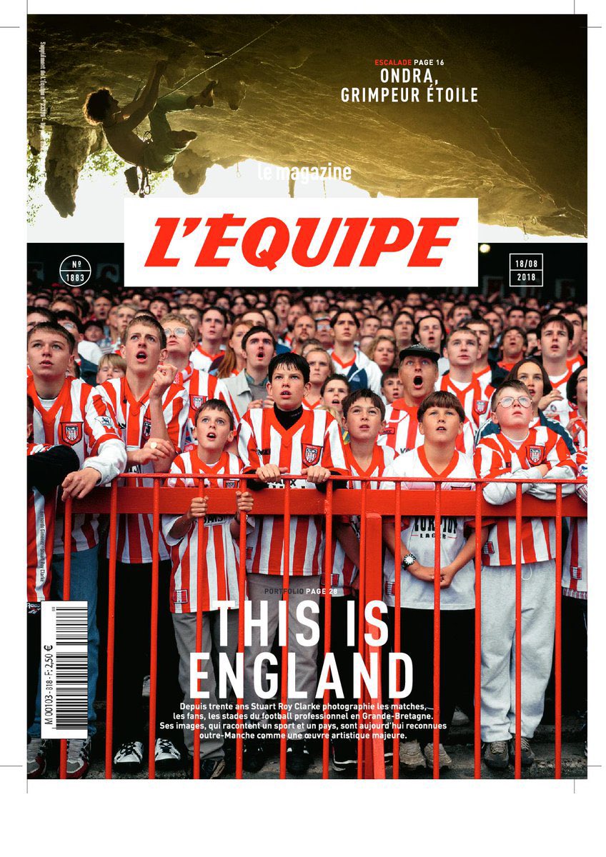 Adz60's tweet photo. @footymishmash Famous photo of fans in the Fulwell End.. https://t.co/7ZIwpUhQDt