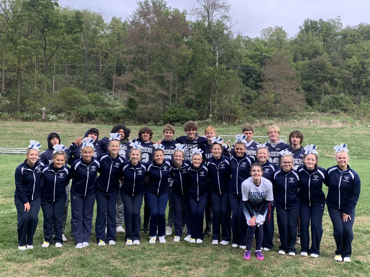 TASDAthletics1's tweet photo. More special Olympics flag football pics w our cheerleaders and fb players enjoying the day. Thank you to all on a great day! https://t.co/Kwa0uDA7eq