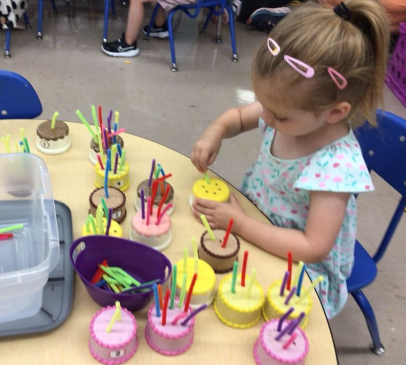 donnahaidle's tweet photo. So many ways to make a cake.  Having fun counting candles in @donnahaidle 's class. #dg58pride #IndianTrail58 https://t.co/EIVi0SGeuk